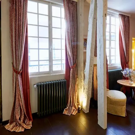 Saint Sulpice's Nest - Stylish Studio In דירה *