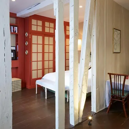 Saint Sulpice's Nest - Stylish Studio In דירה פריז